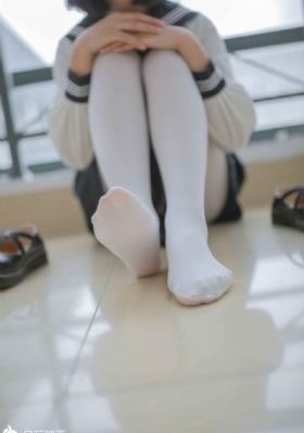 男生和女生打扑克差差差_BD英语在线播放观看