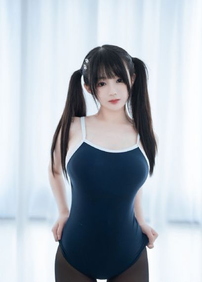 办公室里的女教师3_高清高清视频观看